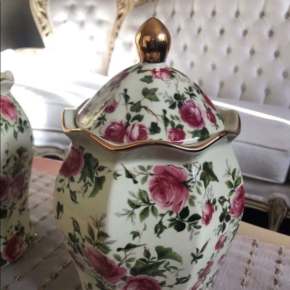 Decorative Floral gold trim canister set. - Picture 2 of 5